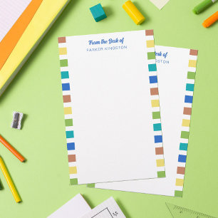 Gedempte kleurrijke strepen van het bureau van briefpapier