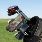 Gedempte lagen bruine kristallen golfheadcover (Insitu)