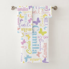 Gedempte regenboog vlinders aangepaste naam Camila Bad Handdoek