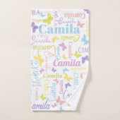 Gedempte regenboog vlinders aangepaste naam Camila Bad Handdoek (Handdoek)