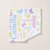 Gedempte regenboog vlinders aangepaste naam Camila Bad Handdoek (Wasdoekje)