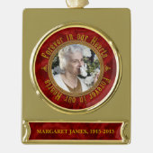 Gedenkfoto Kerst Rood Goud Keltische Knoop Verguld Banner Ornament (Voorkant)