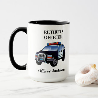 Gedetailleerde Mok koffie van politieagent in rust