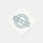 Gediend in 1965, geboortejaar rond rubberzegel Log Servetten (Hoek)