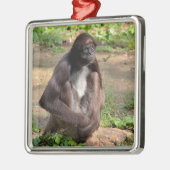 Gedifferentieerde spinaap op de grond metalen ornament (Links)