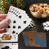 Gedraaide boom met blauwe achtergrond pokerkaarten (Insitu)