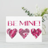 Gedraaide roze rode Valentijns groet Feestdagenkaart (Staand voorkant)