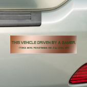 "Gedreven door een gamer"-Bumpersticker Bumpersticker (Op auto)