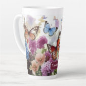 Gedreven door zijn liefde en vlinders latte mok (Linkerhoek)