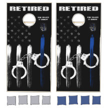 Gedrukte functionaris geeft aanhoudingsbevel