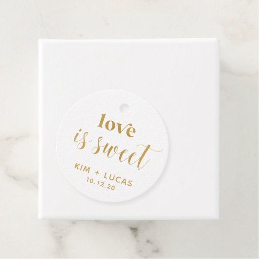 Gedrukte Gold Love is Sweet Wedding Bedankjes Labels (In situ)