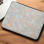 Gedrukte marmer- en Roos Gold-monogram Laptop Sleeve<br><div class="desc">Trendy en stijlvolle marmer en gouden textuur op maat van design.</div>