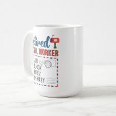 Gedrukte postwerker Brief koeriersdienst Pensioenr Koffiemok (Voorkant links)