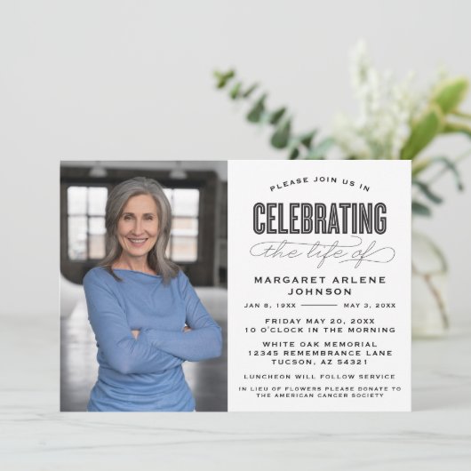 GEDURFD MODERN SCRIPT VIERING VAN HET LEVEN BEGRAF KAART (Staand voorkant)