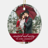 Gedwongen en Merry Calligraphy Wedding Burgundy Keramisch Ornament (Links)