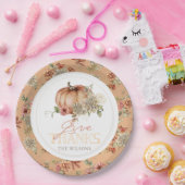 Geef Bedankt Pumpkin & White Dahlia Thanksgiving Papieren Bordje (Feest)