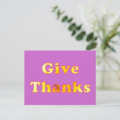 Geef bedankt, woordkunst met gele lelie briefkaart (Staand voorkant)