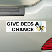 Geef bijen een kans bumpersticker (Op auto)