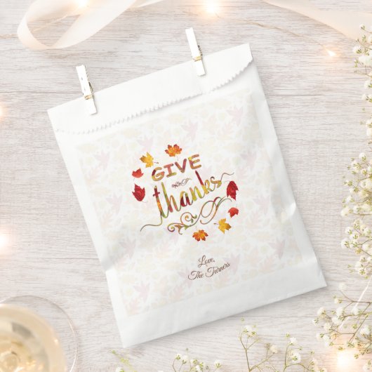 Geef Dank herfstbladeren Thanksgiving Monogram Bedankzakje (Geknipt)