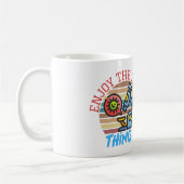 GEEF DE KLEINE DINGEN - MOK VAN DE KOFFIE VAN DE L (Links)