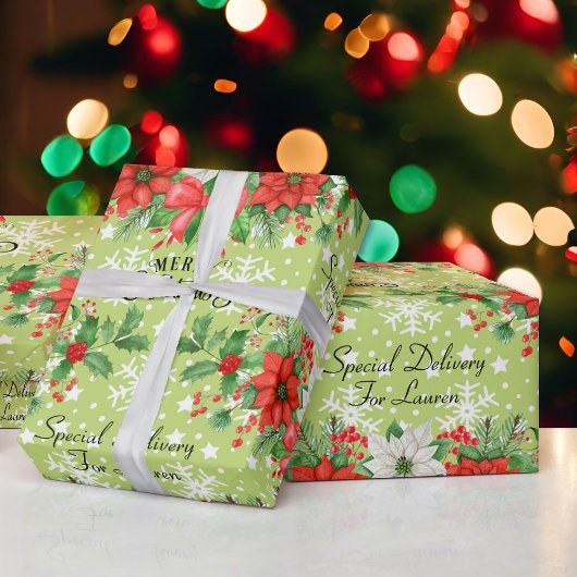 Geef de naam Kerstmis Poinsettia Snowflakes aan Cadeaupapier