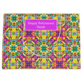 Geef de naam Quilt Pattern Happy Retirement aan Groot Cadeauzakje (Voorkant)
