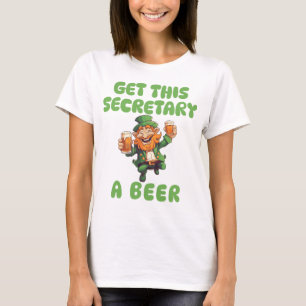 Geef deze secretaresse een biergrappige St. Patric T-shirt