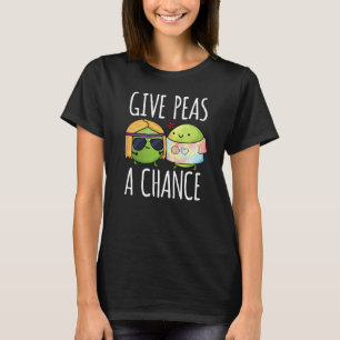 Geef erwten een kans op Funny Hippie Peas Pun Dark T-shirt