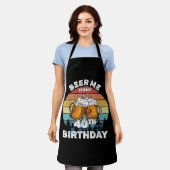 Geef me bier, het is mijn 40ste verjaardag schort (Gedragen)