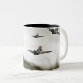 Geef me de hel tweekleurige koffiemok (Voorkant rechts)