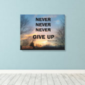 GEEF NOOIT CHURCHILL WRAPPED CANVAS PRINT OP (Insitu (Houten vloer))