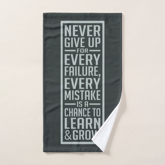 GEEF NOOIT motivatie handdoek OP (Handdoek)