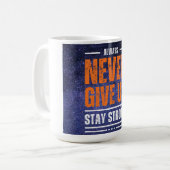 Geef nooit op: Cosmic Edition. Koffiemok (Voorkant links)