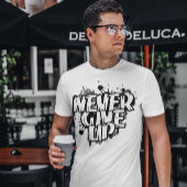 GEEF NOOIT OP, Gemotiveerde, Black&White-nevelkleu T-shirt