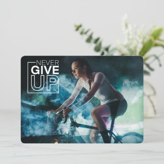 Geef nooit op – Motivatie fietsinspiratie Feestdagenkaart (Staand voorkant)