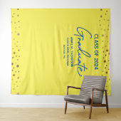 Geel Blauw Klasse van 2024 achtergrond afstuderen Wandkleed (In Situ (horizontaal))