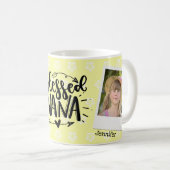 Geel Bloemen gepersonaliseerde oma foto Mok (Voorkant rechts)