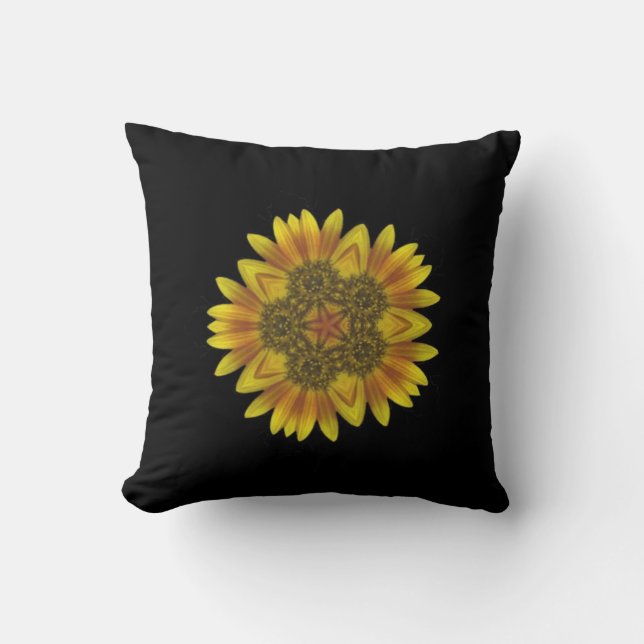 Geel Bloemen Kaleidoscoop Kussen (Voorkant)