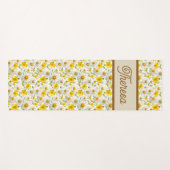 Geel Bloemenpatroon Monogram Naam Yogamat (Voorkant (horizontaal))