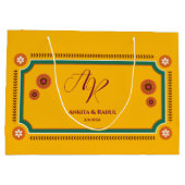 Geel Bloemmonogram Initialen Indiase bruiloft Groot Cadeauzakje (Achterkant)