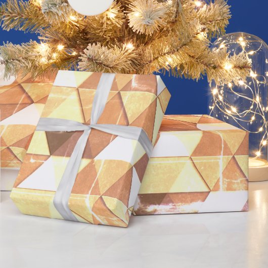  geel bruin driehoeksgeometrisch patroon cadeaupapier (Feestdagen)