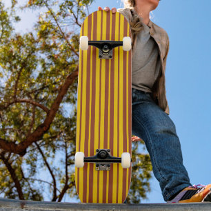 Geel Bruin Stijlvolle Strepen Patroon Ontwerp Persoonlijk Skateboard