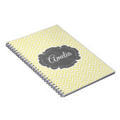 Geel Chevron Gepersonaliseerd Notitieboek (Rechterzijde)