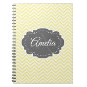 Geel Chevron Gepersonaliseerd Notitieboek (Voorkant)