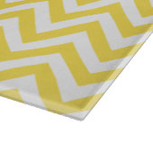 Geel Chevron Zigzag Gepersonaliseerd Monogram Snijplank (Hoek)
