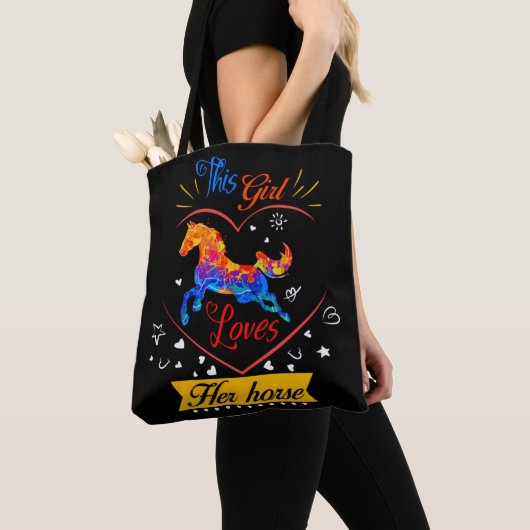 Geel Dit meisje houdt van haar paard Tote Bag (Dichtbij)