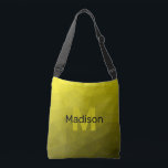 Geel donkerombre geometrisch maaspatroon Monogram Crossbody Tas<br><div class="desc">Monogram personaliseer met uw douane initiaal en naam. Geel goudvormig maaspatroon met de gradiënt. Driehoekgeometrische mazen met licht donkergele goudkleurige grijpgradiënt. patroon, ombre, mesh, mesh, driehoeken, geometrie, geometrisch, gradiënt, cool, driehoek, helder, patroon, digitaal, geel, goud, zwart</div>