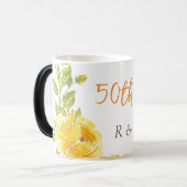 Geel Elegant 50e Monogram Bruiloft Jubileum Magische Mok (Voorkant links)