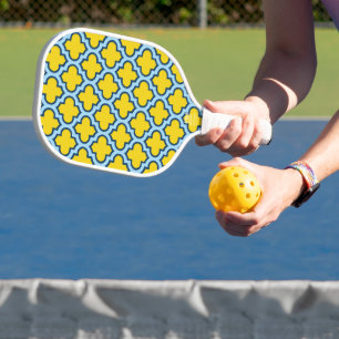 Geel en Baby Blue Trellis, Lattice, Quatrefoil Pickleball Paddle