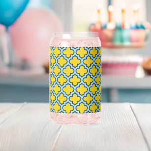 Geel en babyblauw traliewerk, rooster, vierpas blikvorm glas